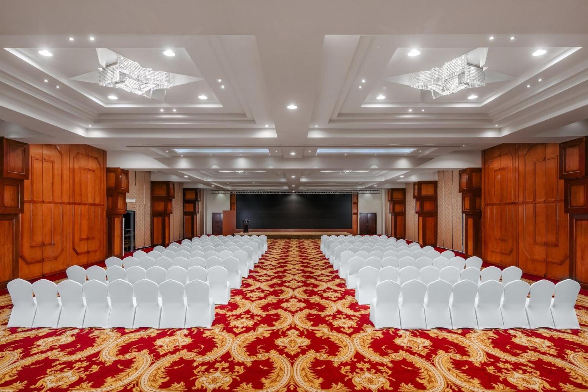 Intercontinental Taif By Ihg Hotel Buitenkant foto